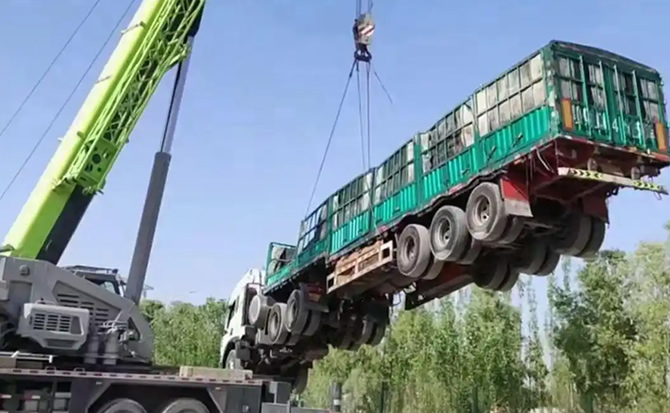 玛多道路脱困救援案例